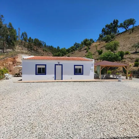 Nocleg ze śniadaniem Casa Rochinha 3*