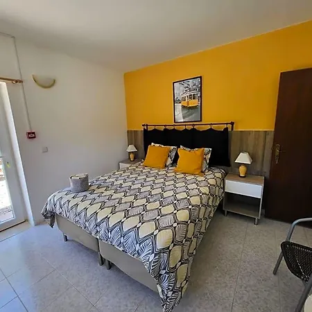 Casa Rochinha Bed & Breakfast