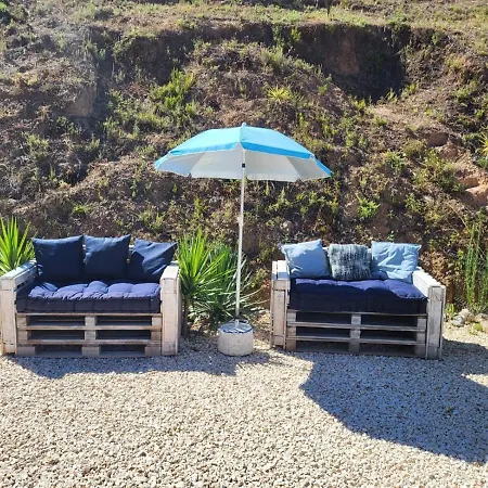 לינה וארוחת בוקר Casa Rochinha *